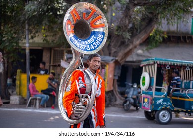 Meerut, Uttar Pradesh, India- 24 September 2018: Indian Band Master Holds Sousaphone Brass Instrument, Dressed In Wedding Ceremony Outfit,  