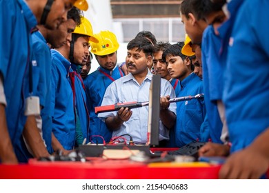 Meerut, Uttar Pradesh, India- April 22 2015: Student In Auto Repairing Training Class, At Government Industrial Training Institute.