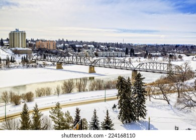 The Meewasin Valley In Saskatoon, Canada By The Broadway Bridge And Victoria Bridge.