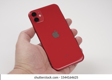 Iphone 11 Red Images Stock Photos Vectors Shutterstock