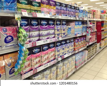 MELAKA , Malaysia - OCTOBER 12, 2018: Kleenex Brand Tissue Paper On The Supermarket Shelf . 