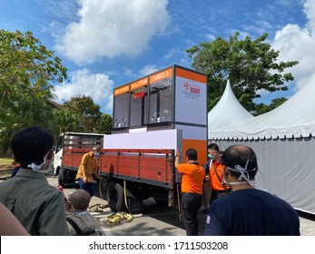 Melaka/Malaysia - April 22,2020 : Bacang Charity Donate Isolation Cubicle To Hospital Melaka To Use At Covid 19 Mass Screening Centre