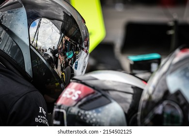 MELBOURNE, AUSTRALIA - APRIL 9: Mercedes F1 Team Mechanics Practising Pit Stops At The 2022 Australian Formula 1 Grand Prix On 9th April 2022