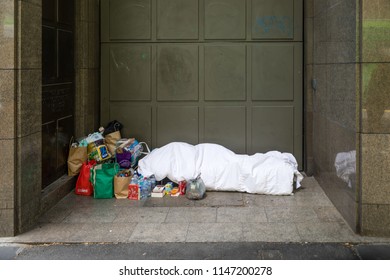 Melbourne, Australia - December 25 2017: A Merry Christmas Is Not A Reality For The Many Homeless People In Melbourne. The 2017 Census Reports 105,000 Homeless People Australia-wide. 