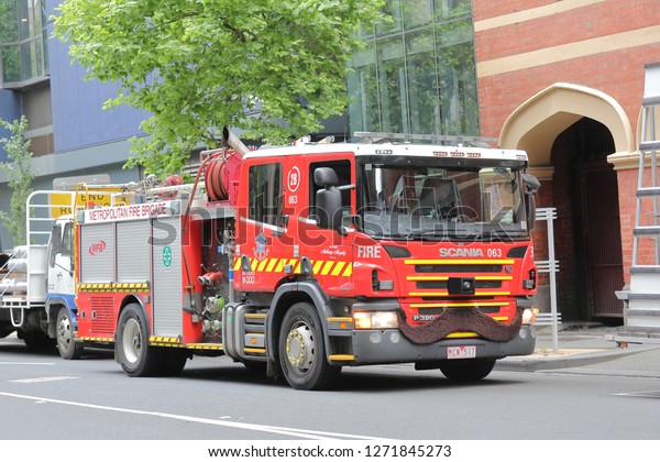 MELBOURNE AUSTRALIA - DECEMBER 4,\
2018: Fire engine vehicle parked on street in Melbourne\
Australia