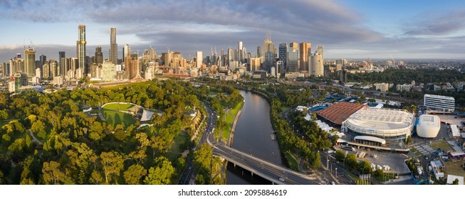 MELBOURNE, AUSTRALIA - Feb 07, 2020: A panoramic view of the Rod Laver Arena and the Melbourne cityscape in Australia