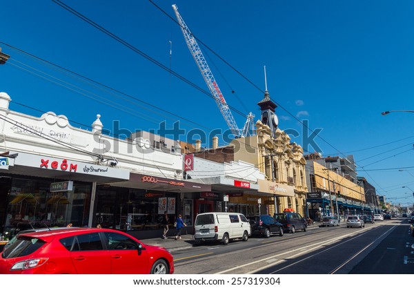 MELBOURNE,\
AUSTRALIA - February 8, 2015: Smith Street in Collingwood, the\
major shopping street in this inner city working class suburb. The\
old post office dominates the\
streetscape.