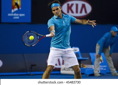 MELBOURNE, AUSTRALIA - JANUARY 25: Roger Federer during his win over Lleyton Hewitt during the 2010 Australian Open on January 25, 2010 in Melbourne, Australia
