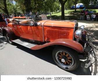 MELBOURNE, AUSTRALIA - JANUARY 26, 2019: 1929 Chrysler Series 75 Vintage Car On Display At 2019 Royal Automobile Club Of Victoria Australia Day Heritage Vehicle Showcase In Melbourne