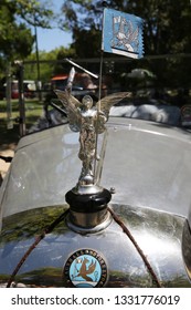 MELBOURNE, AUSTRALIA - JANUARY 26, 2019: Vauxhall Hood Ornament And Emblem On Display At 2019 Royal Automobile Club Of Victoria Australia Day Heritage Vehicle Showcase In Melbourne