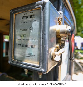 MELBOURNE, AUSTRALIA - JANUARY 26, 2019: Taximetre At The Fiat 501 Taxi On Display At 2019 Royal Automobile Club Of Victoria Australia Day Heritage Vehicle Showcase In Kings Domain Gardens.