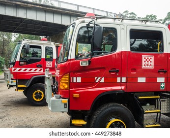 Melbourne, Australia - June 5, 2016: Country Fire Authority Fire Truck By The Banks Of The Yarra River In Warrandyte. The CFA Is A Volunteer And Professional Fire Brigade For Non-metropolitan Victoria