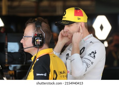 MELBOURNE, AUSTRALIA - MARCH 15: Nico Hülkenberg
Of Renault Sport F1 Team In The Pitlane During 2nd Practice On Day 2 Of The 2019 Formula 1 Australian Grand Prix