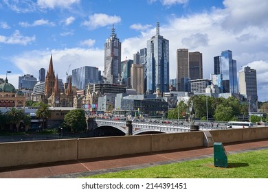 MELBOURNE, AUSTRALIA - OCT 26, 2019 : Beautiful Melbourne CBD city scene at afternoon in Melbourne, Australia