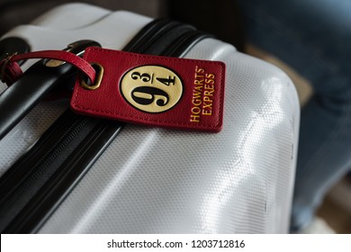 Melbourne, Australia - September 2018: 
 The New Melbourne Harry Potter Store Has Opened, Selling All Sorts Of Wonderful Merch From Our Favourite Movie Series. Luggage With Harry Potter Tag.