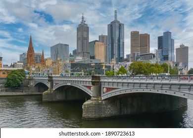 Melbourne, Australia-January 2020: View of the Princes bridge crossing the Yarra River with in the backgoudn the CBD and Federation Square buildings