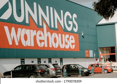 Melbourne, Victoria - August 5th 2020:  Cars Parked In The Bunnings Online Click And Collect Order Pick Up Zone During Stage Four Lockdown Melbourne Australia During The Corona COVID-19 Virus Pandemic