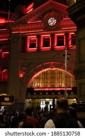 Melbourne, Victoria, Australia - December 31 2020: Crowd At Flinders Minutes Before New Year With No Fireworks