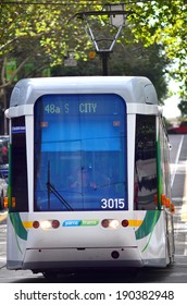 MELBOURNE,AUS - APR 13 2014:Melbourne Tramway Driver.It's The Largest Urban Tramway Network In The World. The Network Consisted Of 250 Km (155.3 Mi) Of Track, 487 Trams, 30 Routes And 1,763 Tram Stops