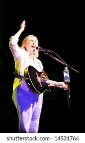 Melissa Etheridge Performing Live In Atlantic City, Nj At The Borgata Hotel And Casino On July 4th, 2008