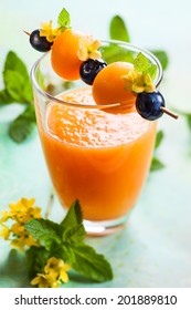 Melon Smoothie With Fruit Skewer