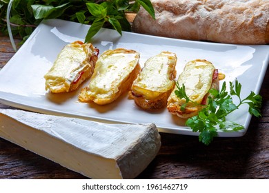 Melted Brie Cheese Bruschetta Food