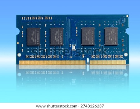 A memory module is displayed against a blue background. It shows DRAM technology in SODIMM format. The focus is on current supply shortage.