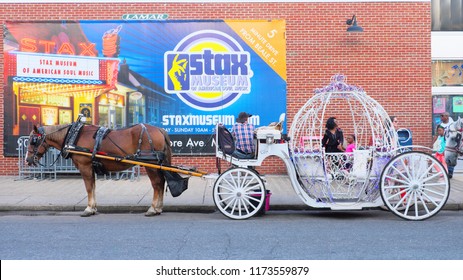 Memphis, Tennessee - Sep 2, 2018: Colorful Of Carriage With People On The Road In Memphis Downtown.