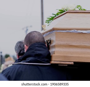 934 People Carrying Coffin Images, Stock Photos & Vectors | Shutterstock