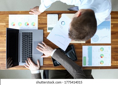 Men coordinate work on documents electronically. To identify conformity existing personnel company to achieve goals. Collecting data from advertising platforms, services and CRM in convenient reports