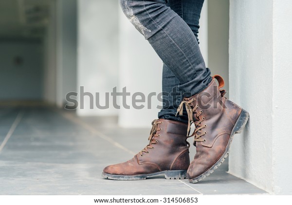 brown fashion boots men