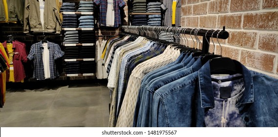 Men Fashion Clothing Retail Apparel Industry Store Fixtures Display