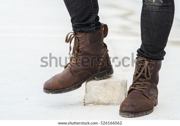 leather boots outfit men