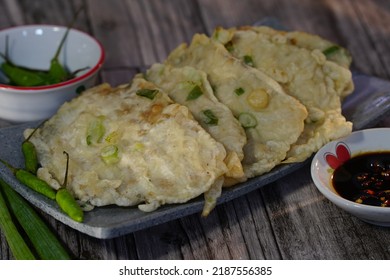 Mendoan Unique Traditional Food Purwokerto City Stock Photo 2187556385 ...