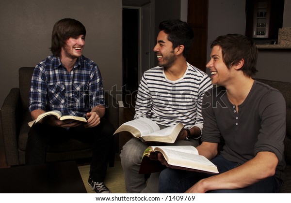 Men\'s Group Bible\
Study