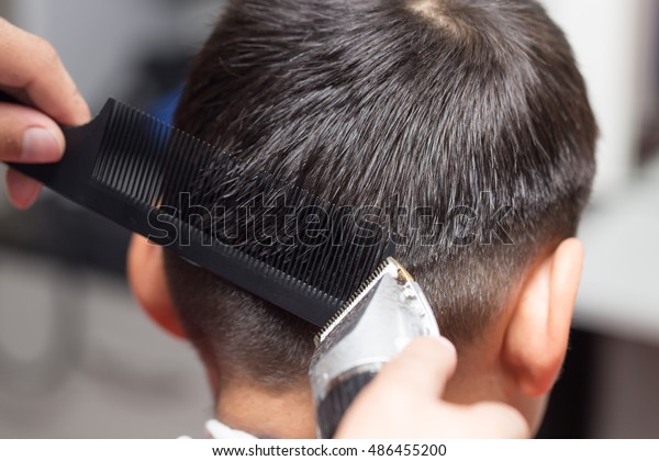 Mens Haircut Beauty Salon Stock Photo Edit Now 486455200