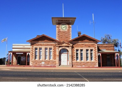 MENZIES, WA - MAR 23 2022: Menzies Town Hall Western Australia. Menzies Is A Town In The Goldfields-Esperance Region Of Western Australia With Opulation Of 108 People.