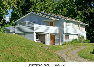 Mercer Island, Washington, United States. Two-storey House With Garage