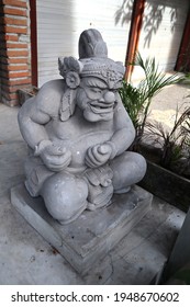 Meredah Statue, Known As A Greeter Or Welcome Statue Icon In Bali.