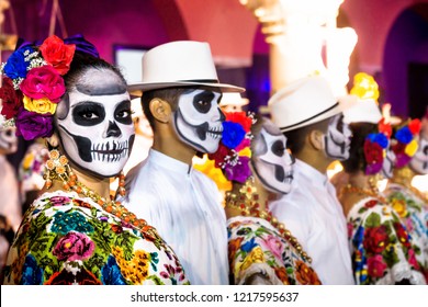 Merida, Mexico - October 29 2018: Painted Dancers With Catrina Skulls For Dia De Los Muertos After The Show On Palacio Municipal At Festival De Las Animas