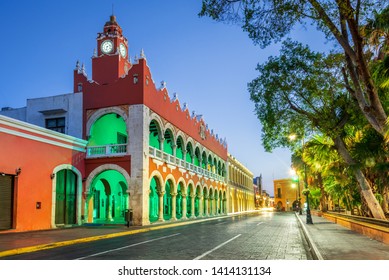 Merida, Mexico. Plaza Grande, Downtown Of Spanish Colonial City In Yucatan.