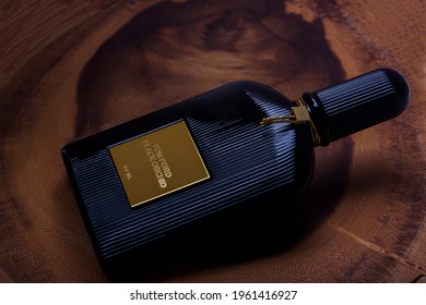 7,452 Expensive perfume Images, Stock Photos & Vectors | Shutterstock