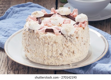 Meringue Cake