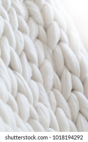 Merino Wool Knit Handmade White Large Blanket, Super Chunky Yarn, White Texture Trendy Concept