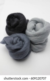 Merino Wool Roving Grey And Black