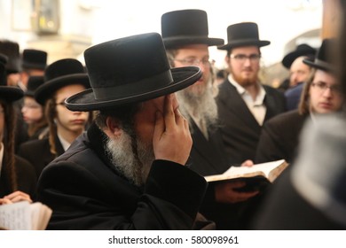 Meron ,Israel, January 15, 2017-  The Rabbi From Of The Nadvorna Dynasty Pray At The Tomb Of Rabbi Shimon Bar Yochai In Meron