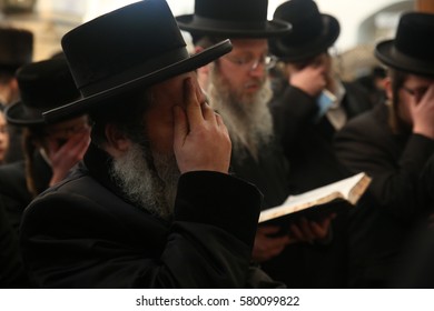 Meron ,Israel, January 15, 2017-  The Rabbi From Of The Nadvorna Dynasty Pray At The Tomb Of Rabbi Shimon Bar Yochai In Meron