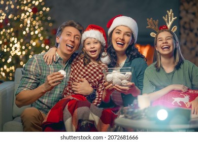 2,715 Christmas movie night Images, Stock Photos & Vectors | Shutterstock