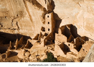 Mesa Top Loop Road Ruins, Pueblo ruins in Mesa Verde containing some of the most elaborte Pueblo dwellings found today, Mesa Verde National Park, UNESCO World Heritage Site, Colorado, USA