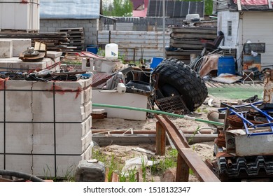 Mess Yard View Courtyard Cluttered Belongings Stock Photo 1518132347 ... - Mess YarD View CourtyarD CluttereD 260nw 1518132347